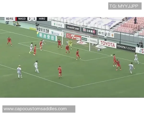 赛后分析：上海足球队与广州足球队的对决节奏与战术探讨