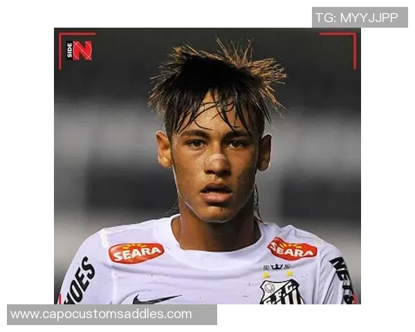 足球明星上场发型要求揭秘如何打造完美赛场形象与风格