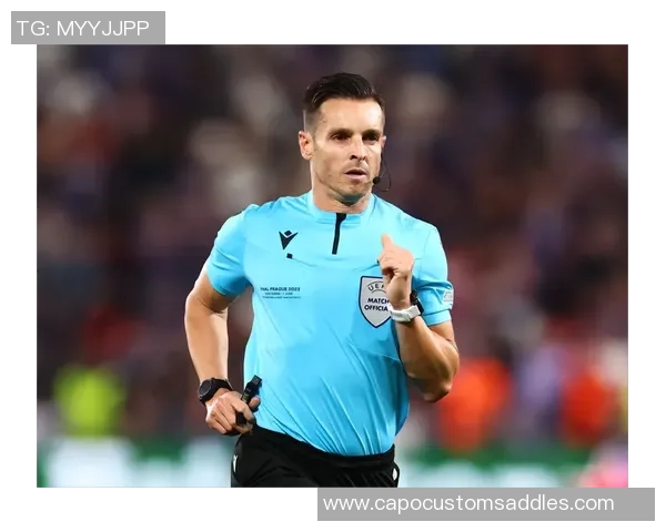 骚里骚气的足球明星们如何在绿茵场上展现个性与魅力